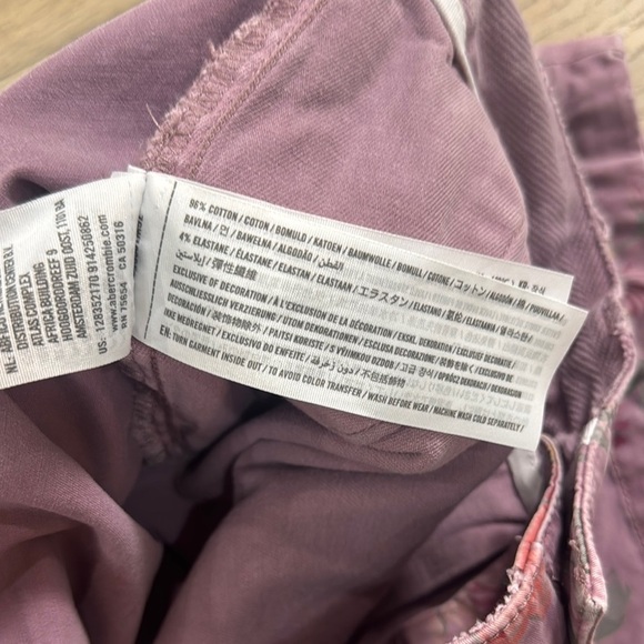 Abercrombie & Fitch Floral Men's Chino Shorts - Picture 8 of 9